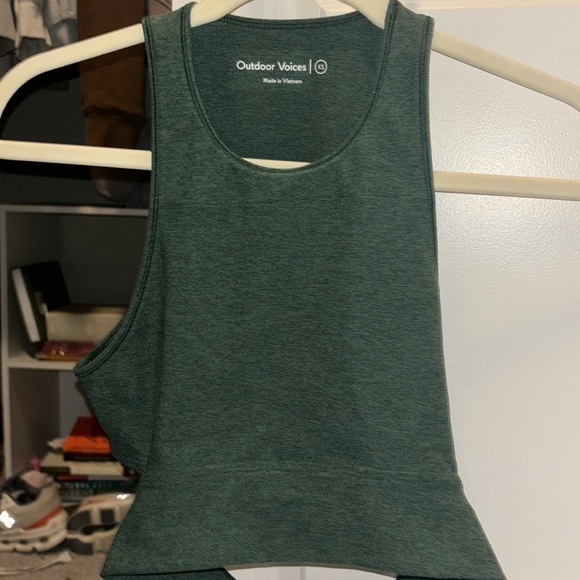 Outdoor voices Slash back crop - Picture 1 of 2